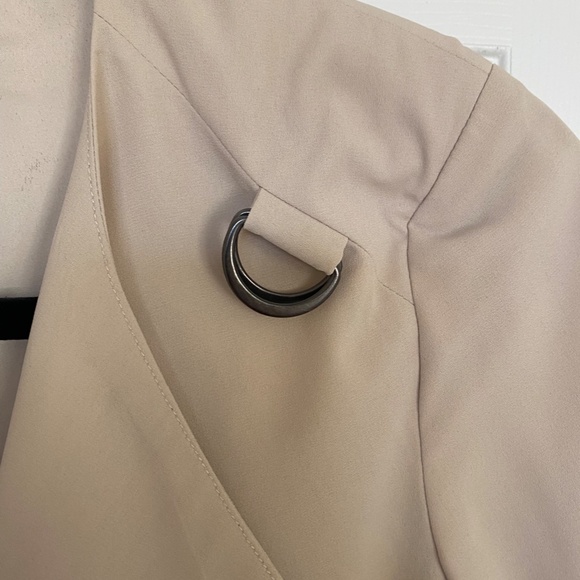 Bebe Open Lapel Jacket - Picture 4 of 4